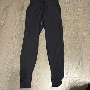 Ready to rulu high rise joggers
